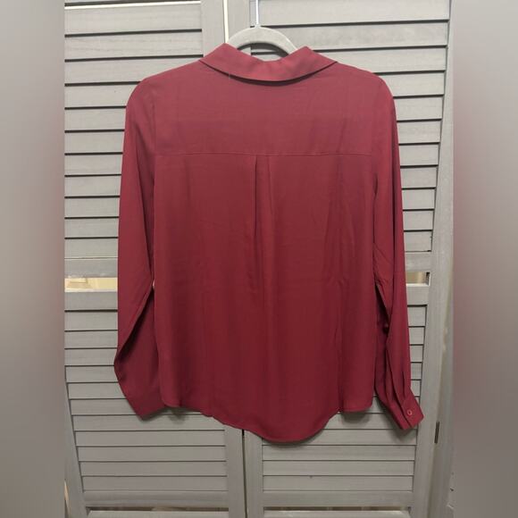 NWT Maurices Burgundy V-Neck Blouse with Long Sleeves Size M - Picture 4 of 4